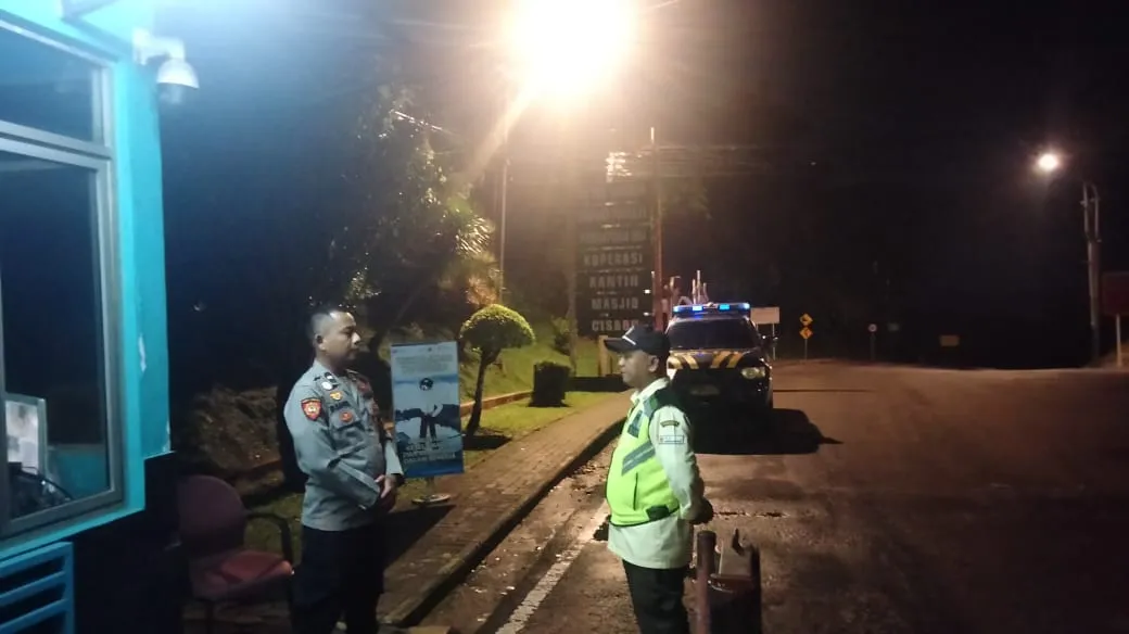 Polsek Plered Tingkatkan Patroli Blue Light untuk Ciptakan Keamanan Malam Hari