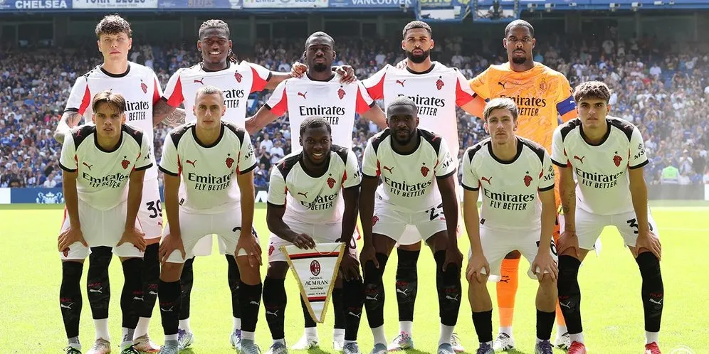 Milan Eksplorasi Taktik Fleksibel dalam Dua Laga Pramusim