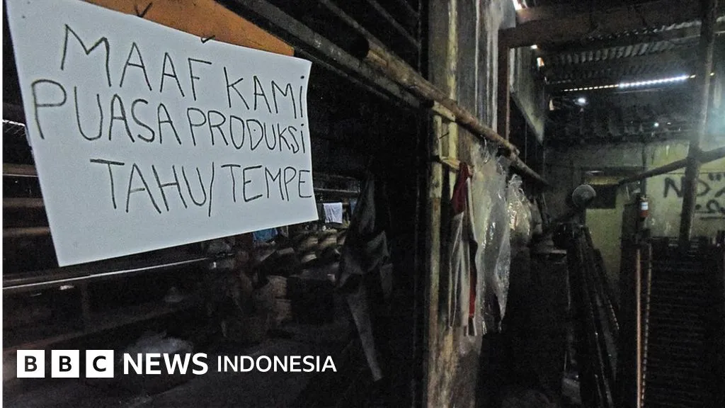 Perajin Tahu dan Tempe Menggelar Mogok Produksi Akibat Kenaikan Harga Kedelai