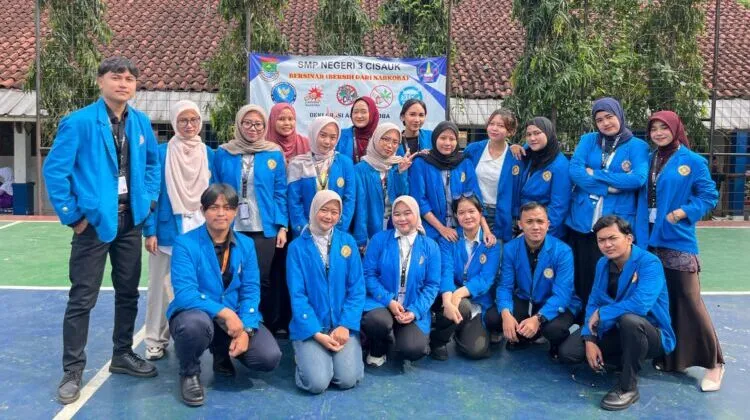 Pemanfaatan Teknologi Digital Tingkatkan Kompetensi Siswa SMP