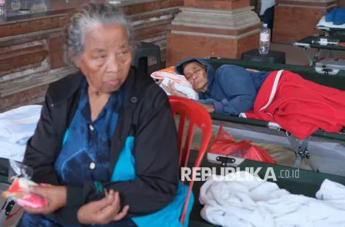 Kemensos Siapkan Makanan Bergizi Gratis untuk 400 Ribu Lansia dan Penyandang Disabilitas