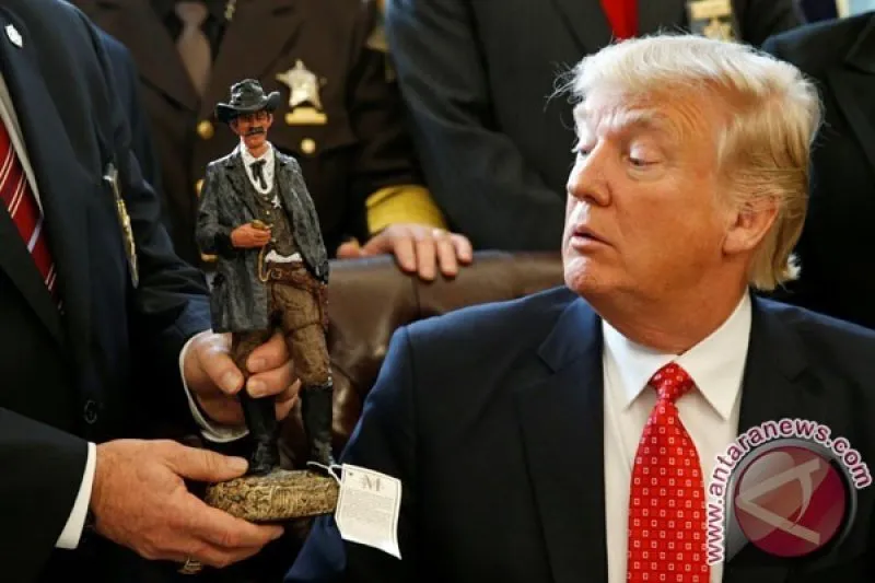 Trump Sebut Lima Media Besar AS Sebagai Musuh Rakyat