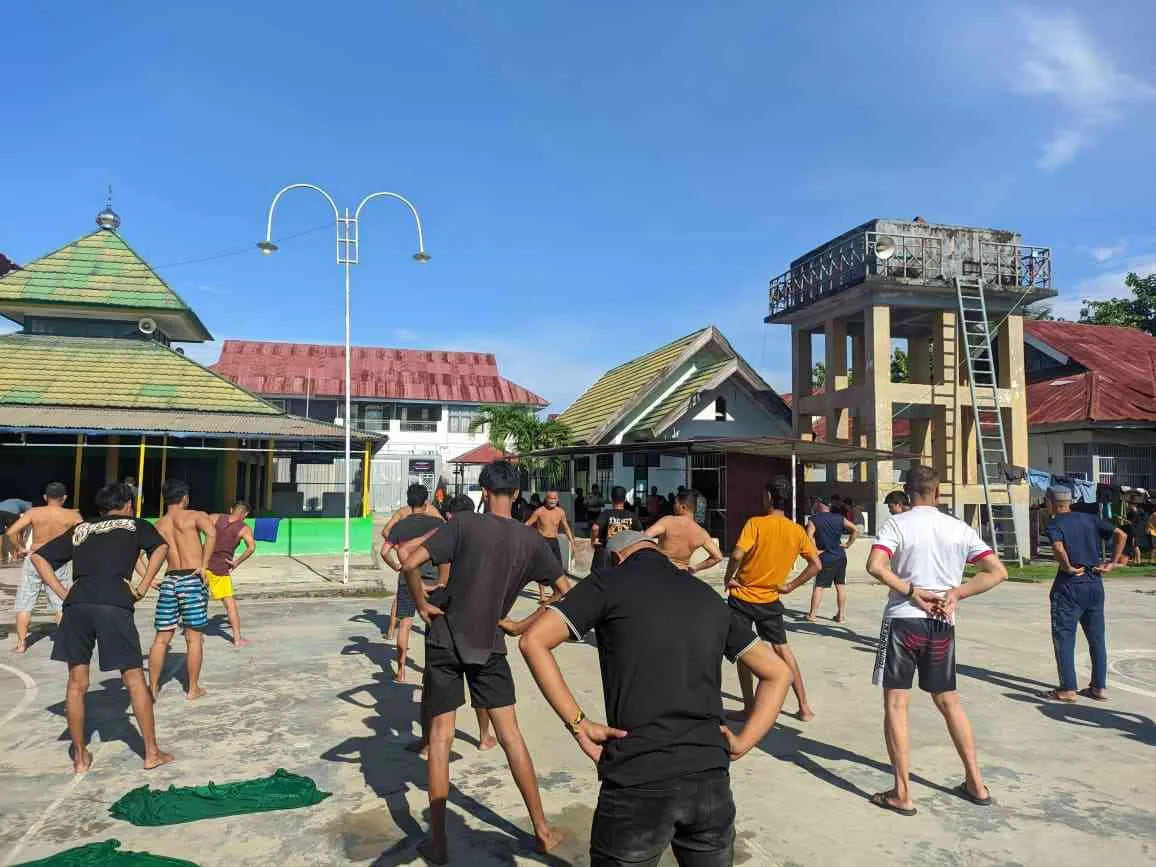 Warga Binaan Rutan Unaaha Tingkatkan Kebugaran Melalui Senam Pagi