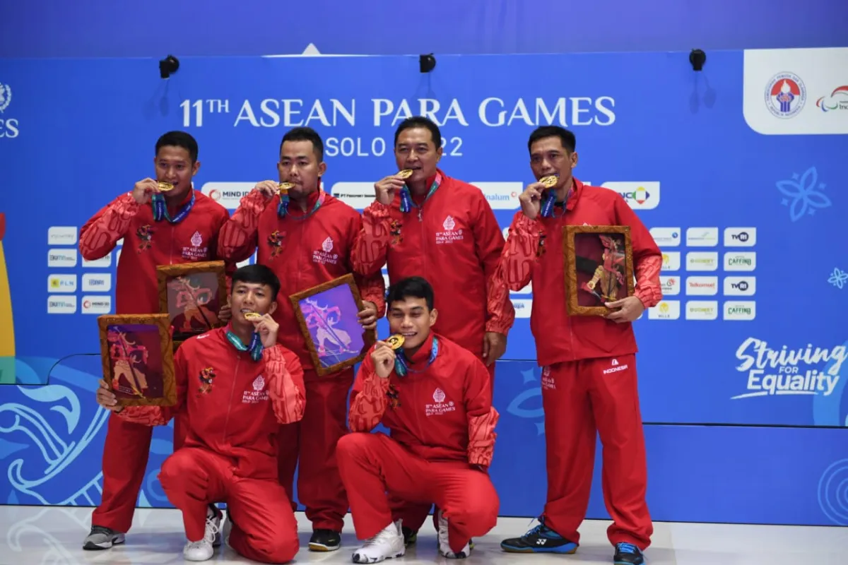 Tim Badminton Indonesia Raih Emas Pertama di Asean Para Games Solo 2022