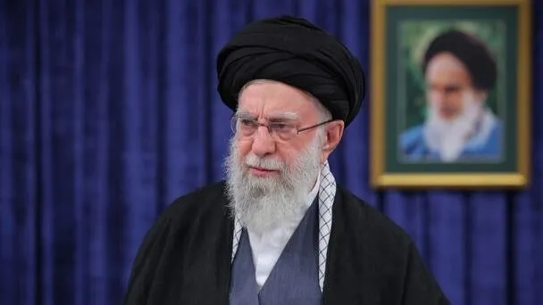Khamenei: Trump Tak Akan Hancurkan Iran Seperti Pendahulunya