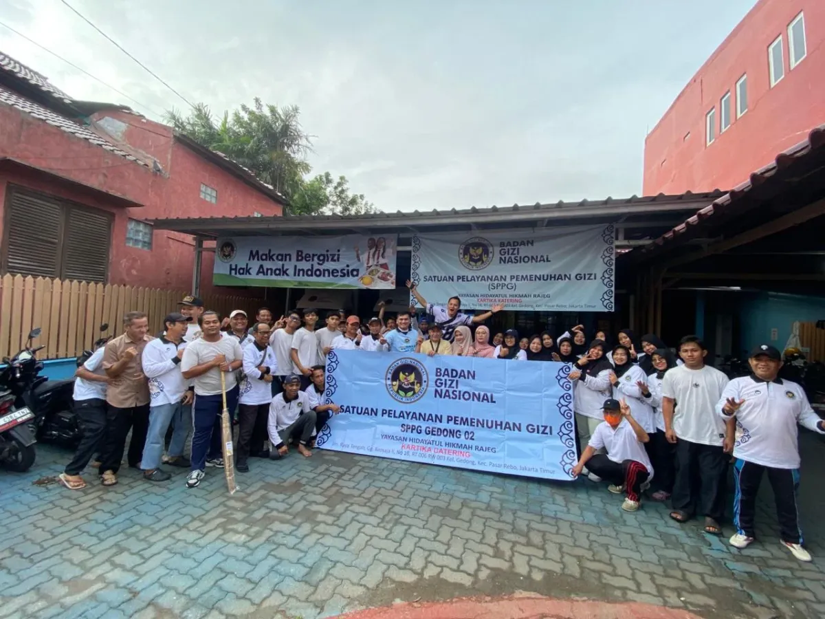 Relawan SPPG Gedong 02 Gelar Aksi Bersih untuk Lingkungan Sehat