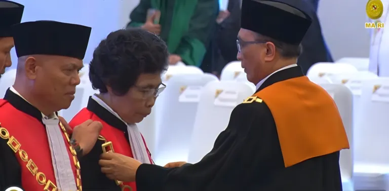 Dr. Albertina Ho Resmi Dilantik sebagai Ketua Pengadilan Tinggi Kaltim