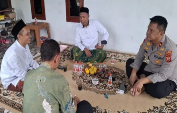 Kapolsek Klari Jalin Silaturahmi dengan MUI untuk Tingkatkan Keamanan Masyarakat