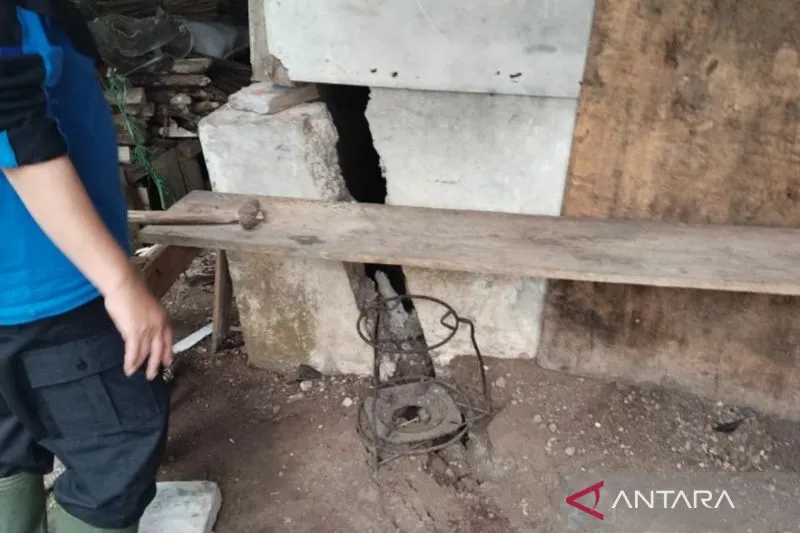 47 Rumah Warga Tasikmalaya Terancam Akibat Pergerakan Tanah