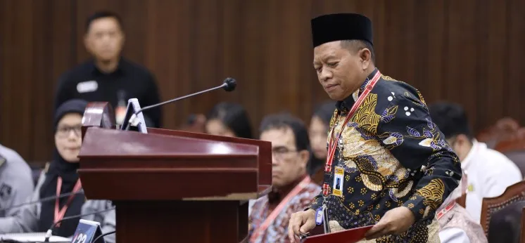 Mahkamah Konstitusi Uji Ketentuan Usia Pensiun Guru 60 Tahun