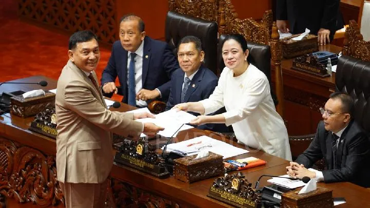 DPR Sahkan Revisi UU TNI, Protes Muncul dari Berbagai Kalangan