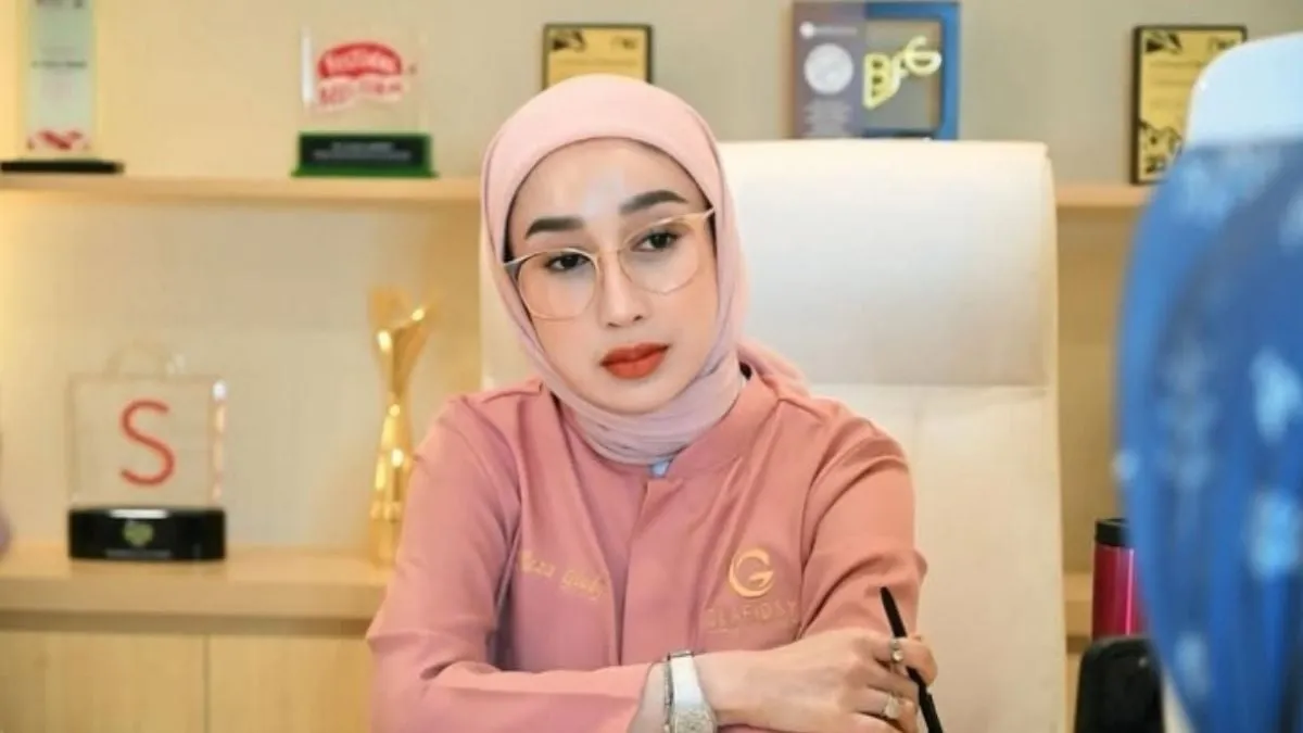 Keluarga dr. Reza Gladys Menjadi Sorotan Publik Pasca Isu Kontroversial
