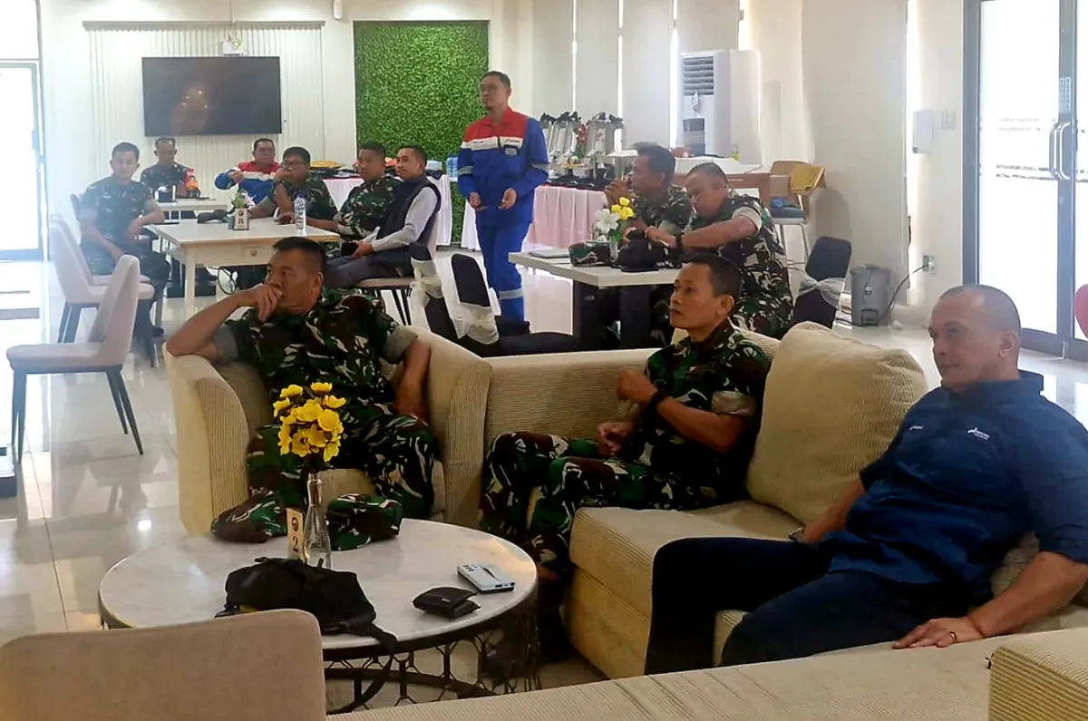 TNI AD Tingkatkan Keamanan di Duri melalui Kunjungan Staf Teritorial