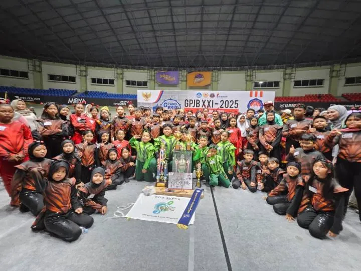 Marching Band Gita Sukma SDN Sukasari 5 Raih Prestasi Gemilang di GPJB 2025