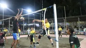 Kapolresta Banyuwangi Ikut Meriahkan Turnamen Voli APPM Hebat Cup 2025