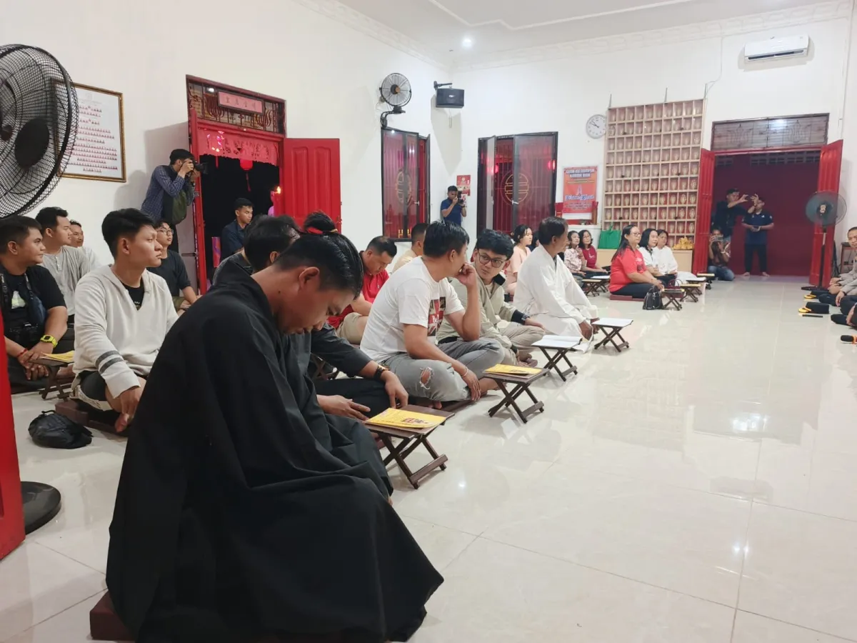 Imlek: Momen Kebersamaan dan Toleransi Umat Buddha di Kalteng