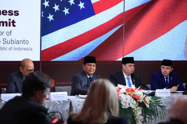 Prabowo Kenalkan Program MBG dan Danantara di Forum Bisnis AS
