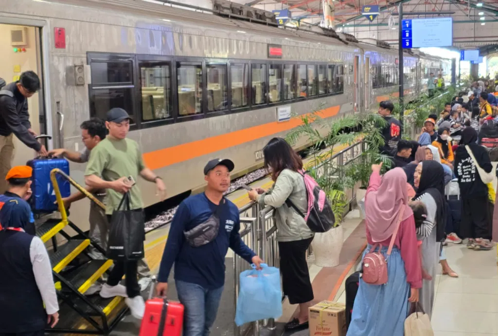 KAI Daop 7 Madiun Ingatkan Penjualan Tiket Mudik Lebaran 2026 Masih Dibuka