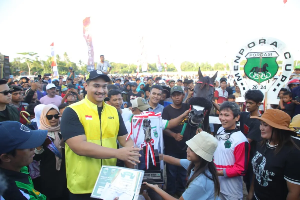 Menpora Dito Apresiasi Kejuaraan Pacuan Kuda di Kebumen untuk Olahraga dan Pariwisata