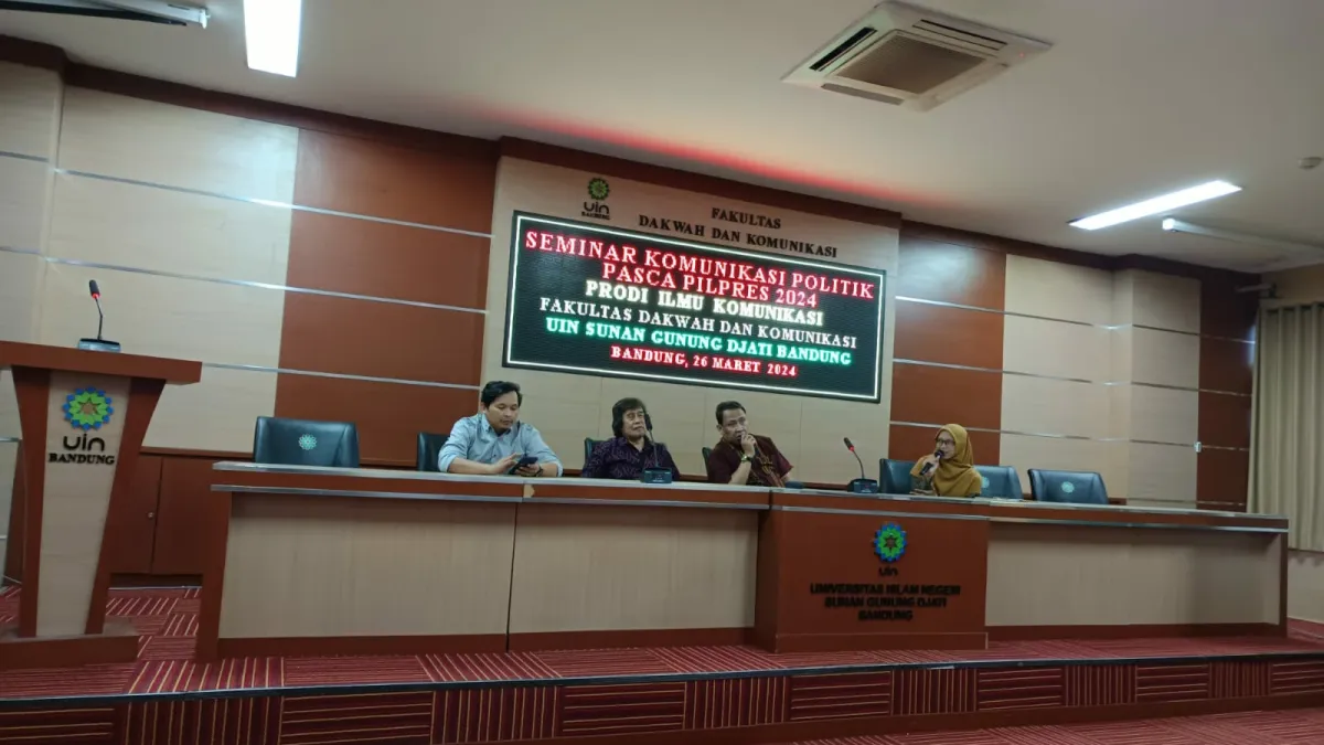 Seminar Ilmu Komunikasi Bahas Dinamika Politik Pasca Pilpres 2024