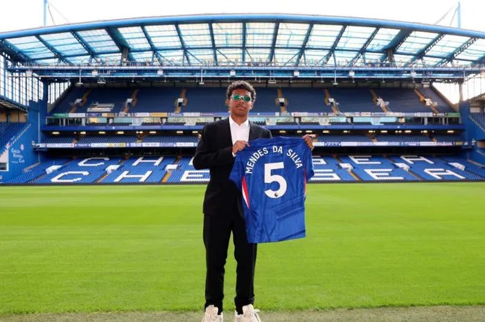 Putra Thiago Silva, Isago Silva, Hampir Bergabung dengan Tim Utama Chelsea