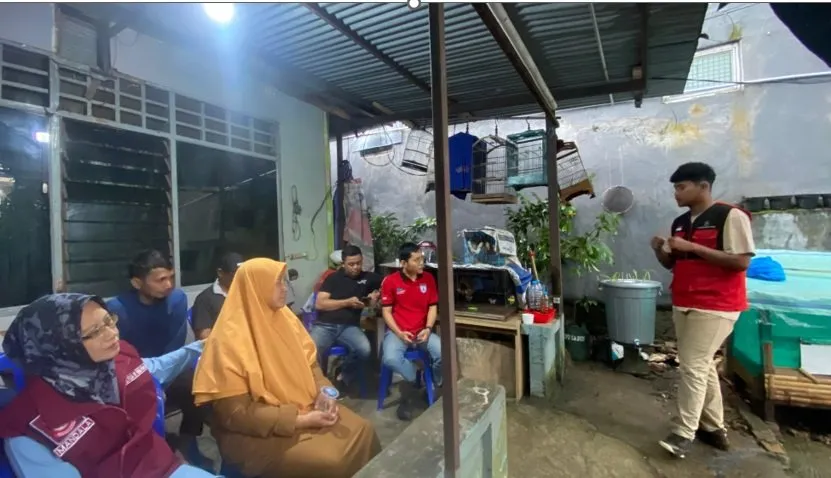 Mahasiswa KKN Perkenalkan Budikdamber sebagai Solusi Ketahanan Pangan di Kelurahan Mandala