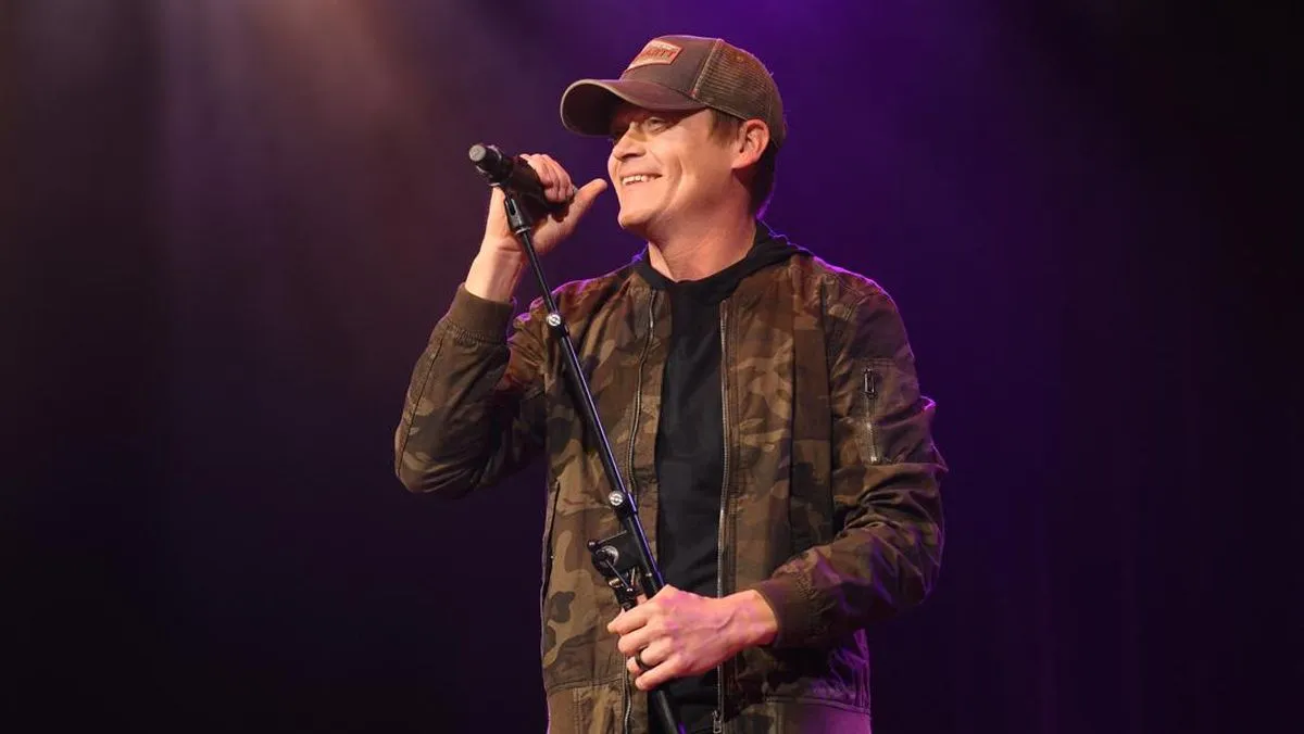Vokalis 3 Doors Down, Brad Arnold, Meninggal Dunia di Usia 47 Tahun