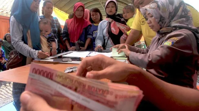 PPATK Temukan 28 Ribu Karyawan BUMN Terima Bansos, DPR Minta Validasi Data