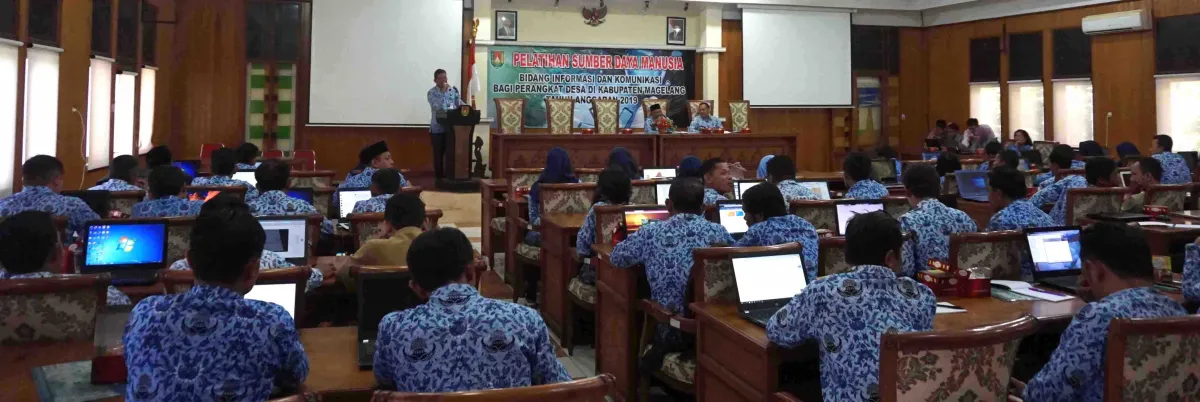 Perangkat Desa Magelang Diberdayakan Melalui Pelatihan Teknologi untuk Smart City