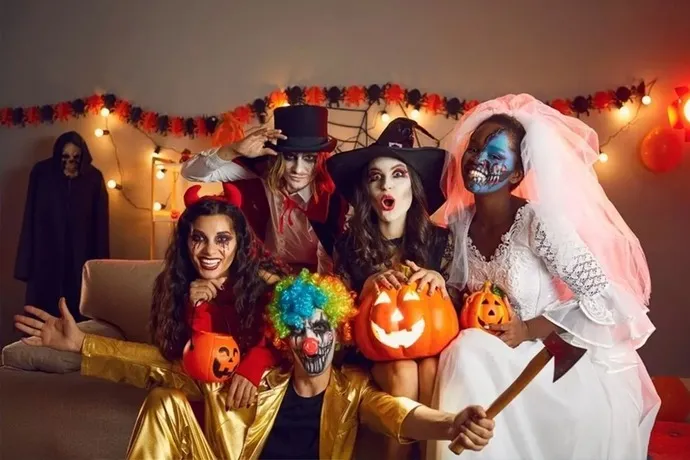 Halloween di Indonesia: Tren Hiburan atau Ancaman Tradisi Lokal?