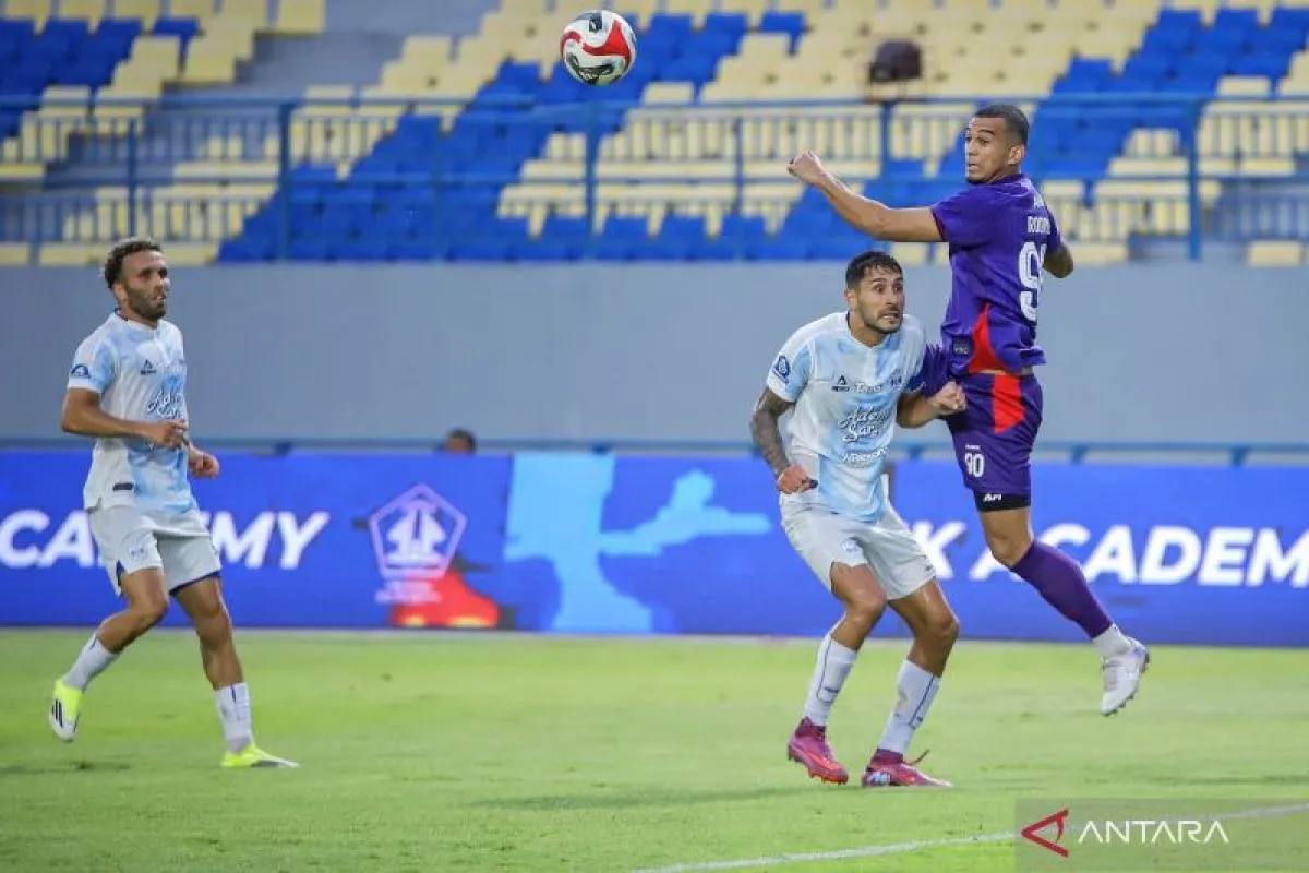 Persik Perbaiki Pertahanan Jelang Pertandingan Melawan Bhayangkara