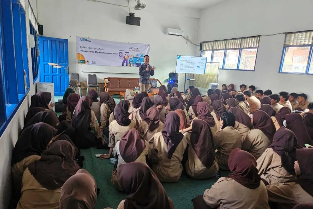 Dosen Universitas Mulia Edukasi Pelajar tentang Keamanan Siber