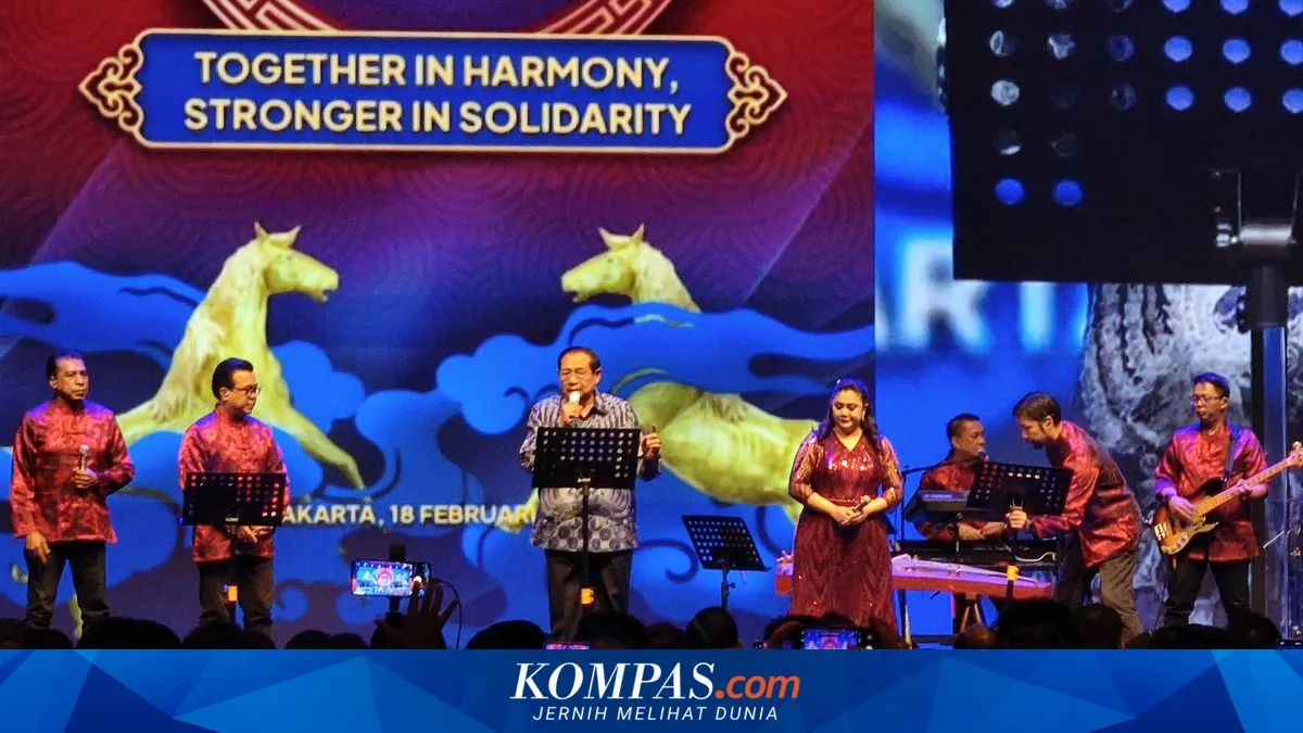 SBY Persembahkan Lagu 'Hening' di Perayaan Imlek Partai Demokrat
