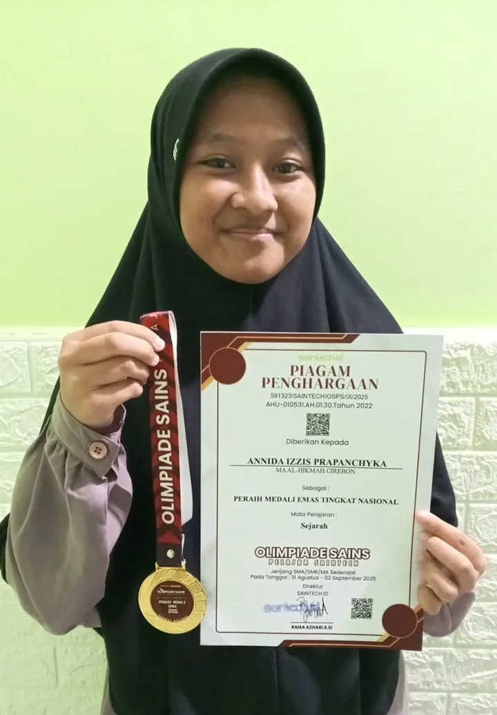 Santri Al Hikmah Cirebon Sukses Raih Emas di Olimpiade Sains Nasional