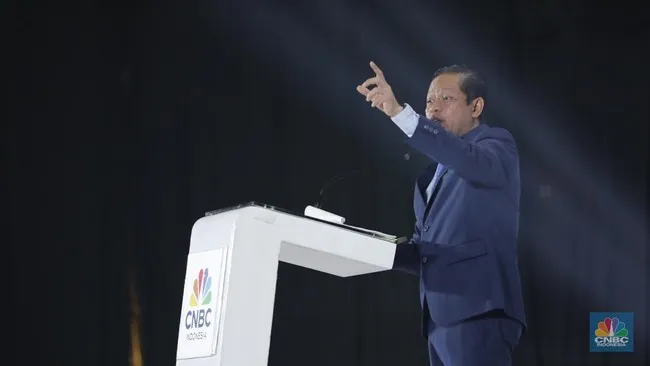 Menteri Hanif Serukan Korporasi Tingkatkan Kepedulian Lingkungan Amid Bencana Alam