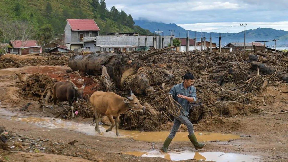 Mahasiswa Kepolisian Serahkan 70 Sapi untuk Korban Banjir di Aceh