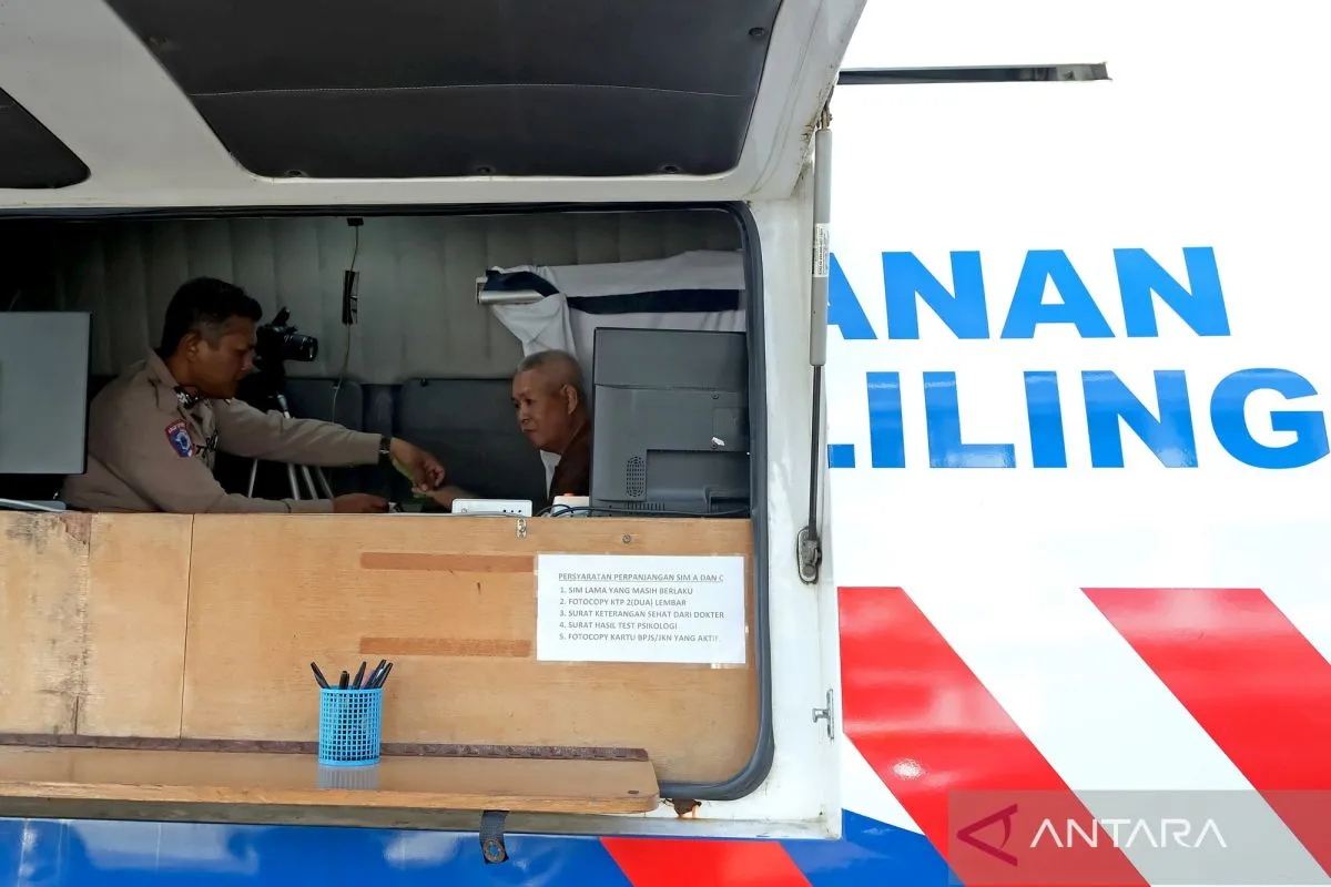 Layanan SIM Keliling di Car Free Day Padang, 8 Februari 2026