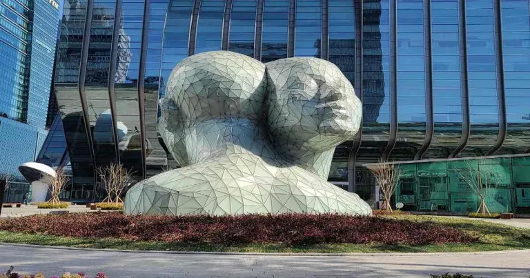 Menikmati Keindahan Dekorasi Natal di 10 Tempat Ikonik Seoul