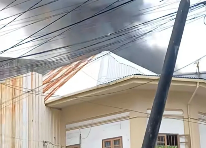 Kebakaran Melanda Permukiman di Makassar, Lima Rumah Hangus Terbakar