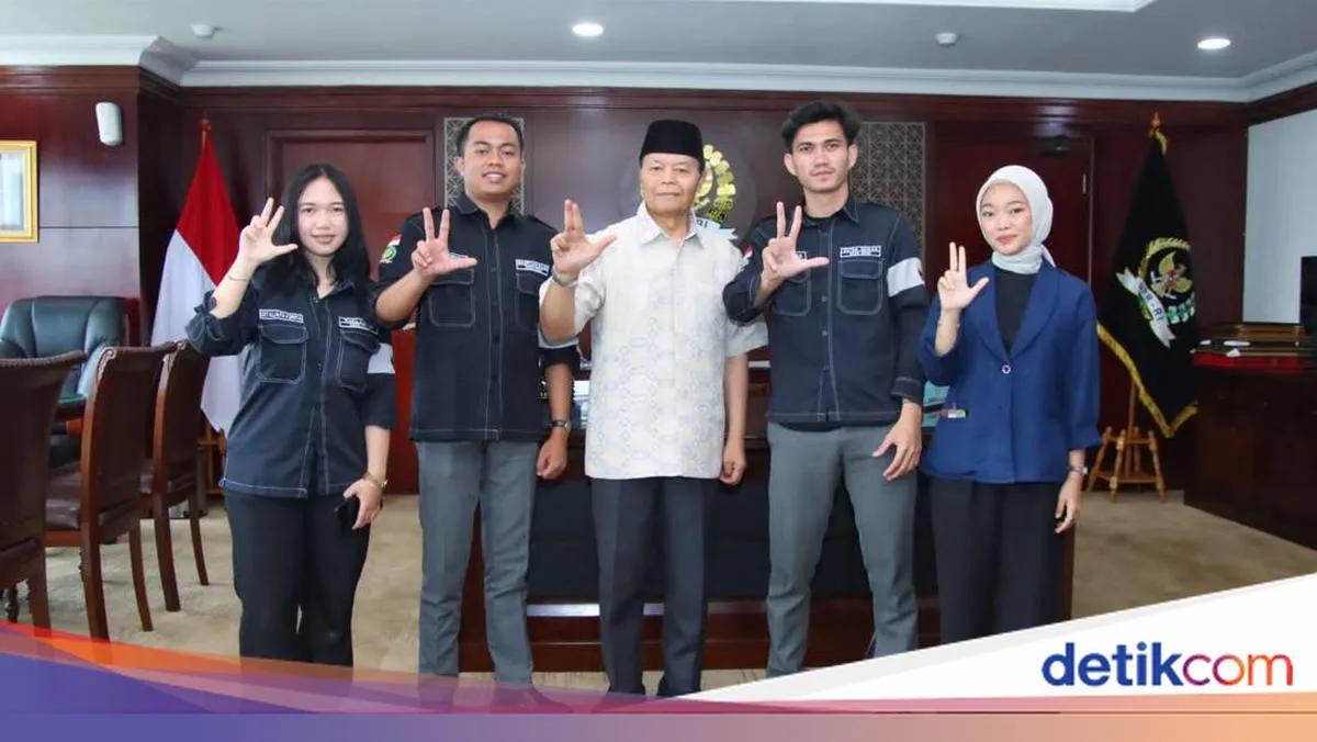 HNW Ajak Mahasiswa Pahami Peran Legislasi Menuju Indonesia Emas 2045