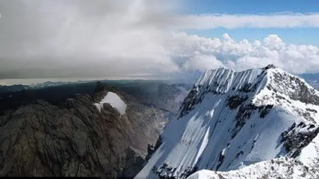Sepuluh Gunung Tertinggi di Indonesia: Keindahan Alam dan Nilai Budaya