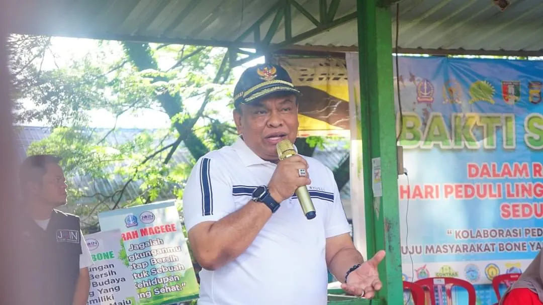 Peringati Hari Lingkungan Hidup, Pemkab Bone Gelar Bakti Sosial Bersama Masyarakat