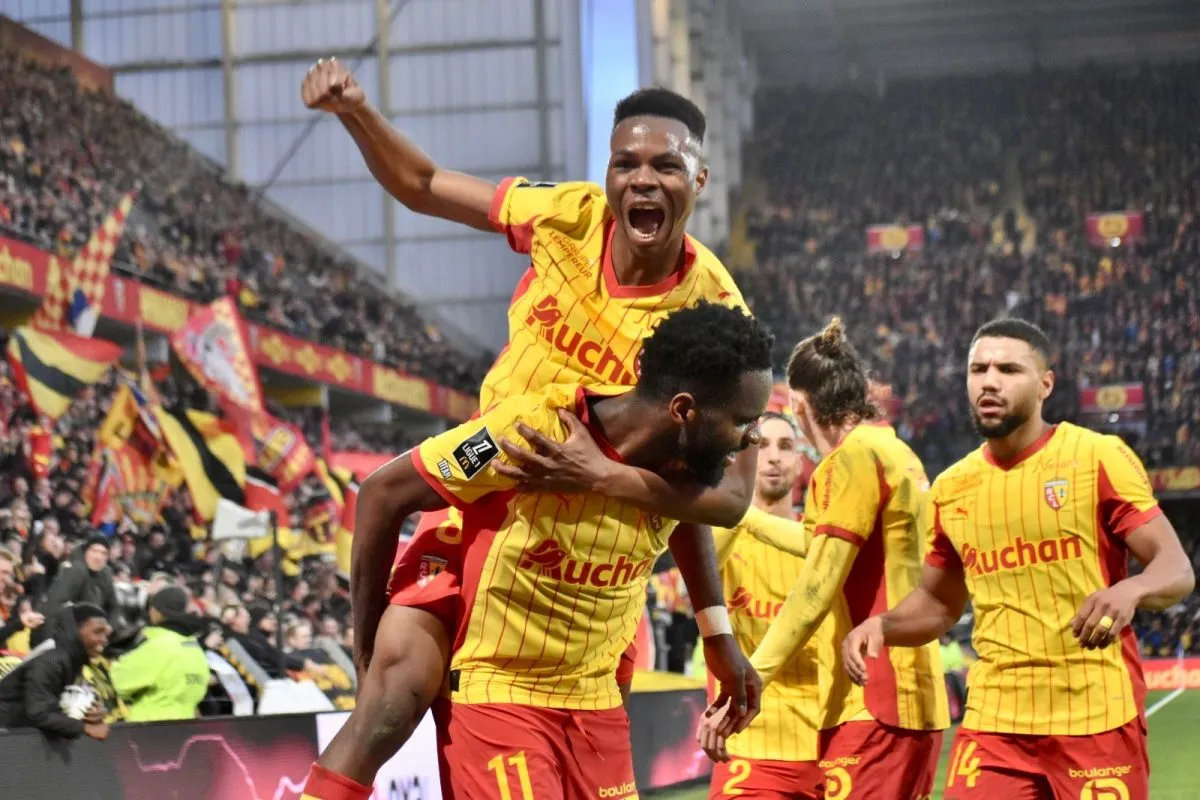 Lens Kembali Rebut Puncak Klasemen Ligue 1 Usai Kalahkan Rennes