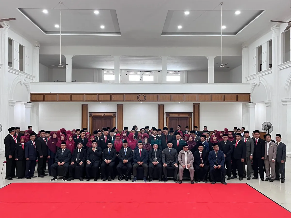 Wali Kota Sukabumi Lantik 86 Kepala Sekolah untuk Tingkatkan Indeks Pendidikan
