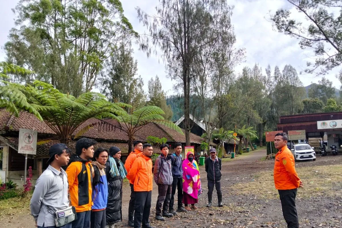 Pencarian Pendaki Hilang di Kawah Ijen Diperluas oleh SAR Banyuwangi