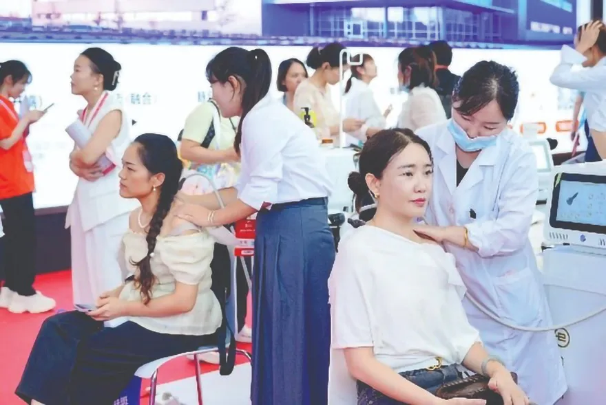 Pameran Kecantikan Internasional CIBE 2025 Resmi Digelar di Jakarta