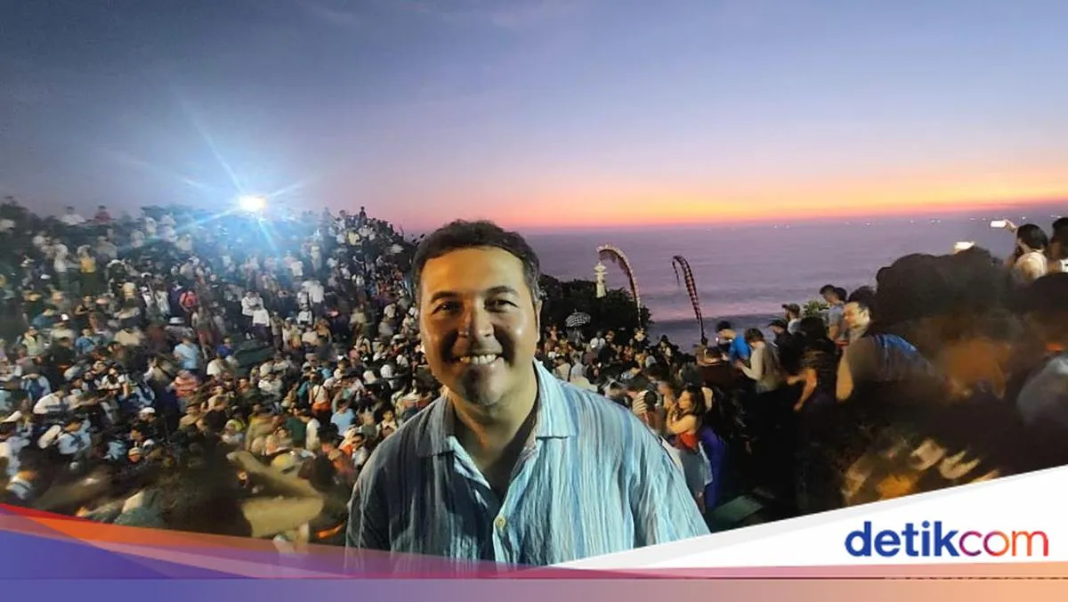 Catatan Rifat Sungkar tentang Peningkatan Pariwisata Indonesia
