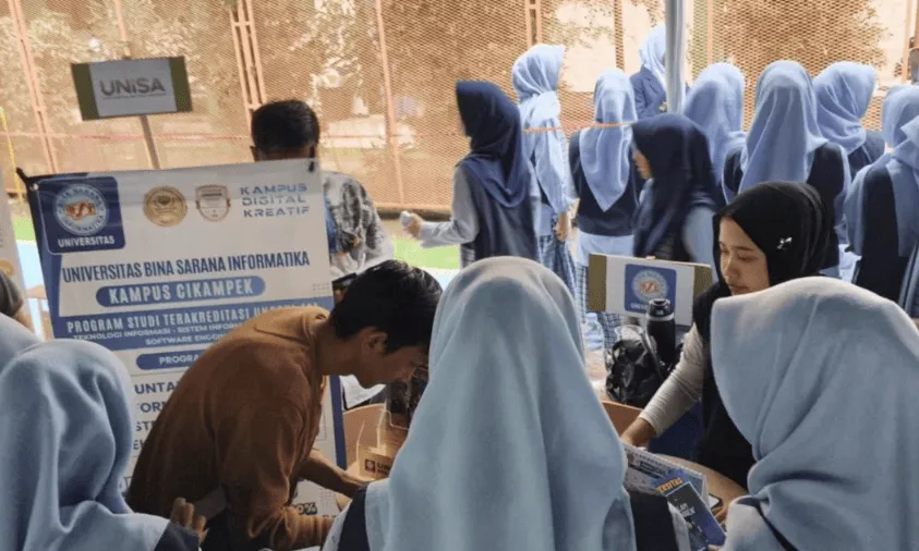 UBSI Cikampek Sosialisasikan Tips Masuk Perguruan Tinggi di MAN Purwakarta