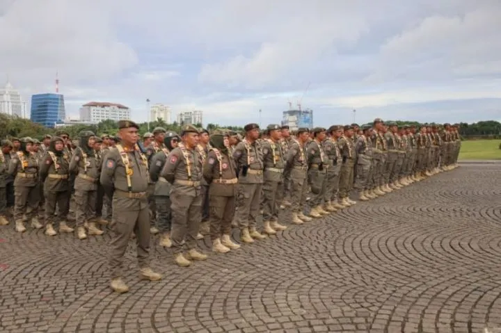 Patroli Satpol PP DKI Awasi Tempat Hiburan Selama Ramadan