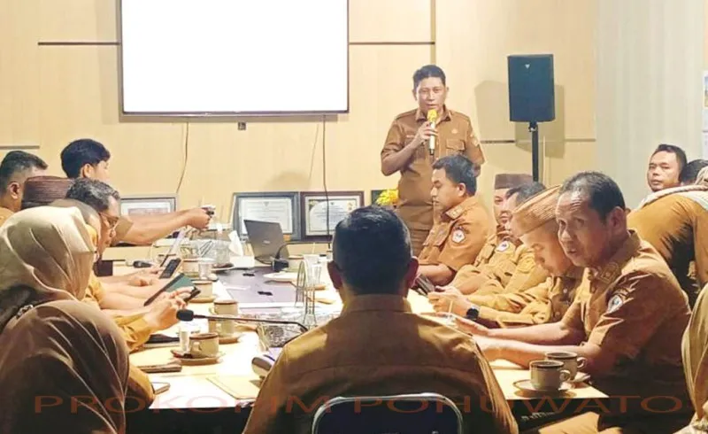 Kepala Bapppeda Paparkan Rencana Pembangunan Kabupaten Pohuwato 2027 dalam Forum Konsultasi Publik